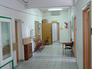 korytarz w biurze